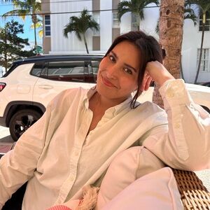 Meet your Posher, Dhamar